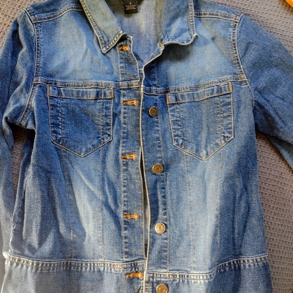 Harold's Women's Denim Jacket - Picture 6 of 8